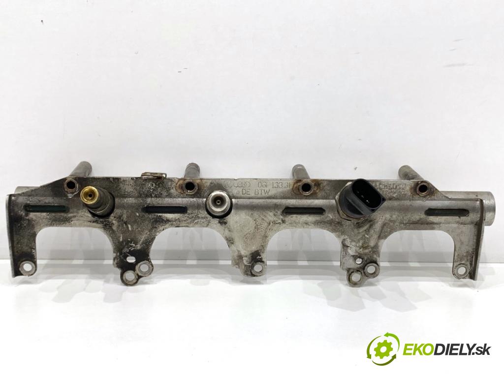 AUDI A3 8P liftback 2005 147 kW 2.0 TFSI quattro 1984 Lišta vstrekovacia 06F133317G (Vstrekovacia lišta)