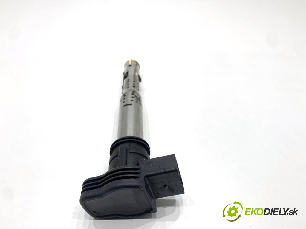 AUDI A3 8P liftback 2005 147 kW 2.0 TFSI quattro 1984 cívka zapalovací 07K905715F (Zážehová cívka)