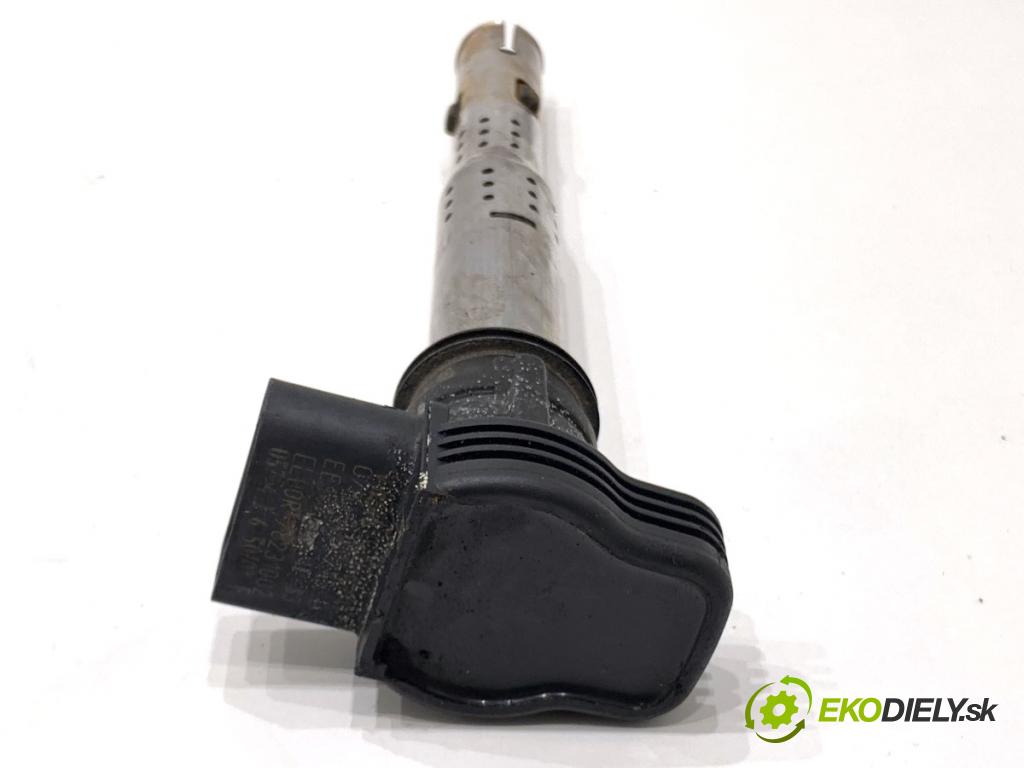 AUDI A3 8P liftback 2005 147 kW 2.0 TFSI quattro 1984 cívka zapalovací 07K905715D (Zážehová cívka)