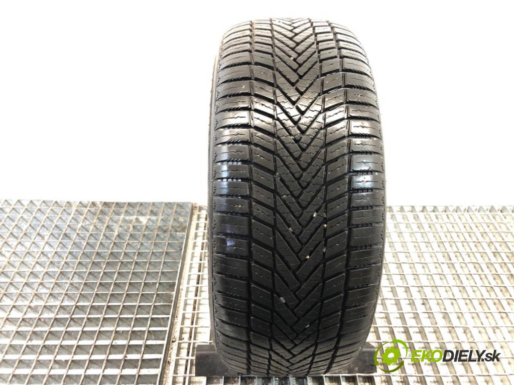 --- ---      PNEUMATIKY: VÍCENÁ SEZÓNA: 215/50 17