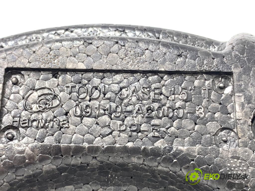 KIA CEED Kombi 2018 66 kW 1.4 CRDi 90 1396 souprava náradí 09100-A2000