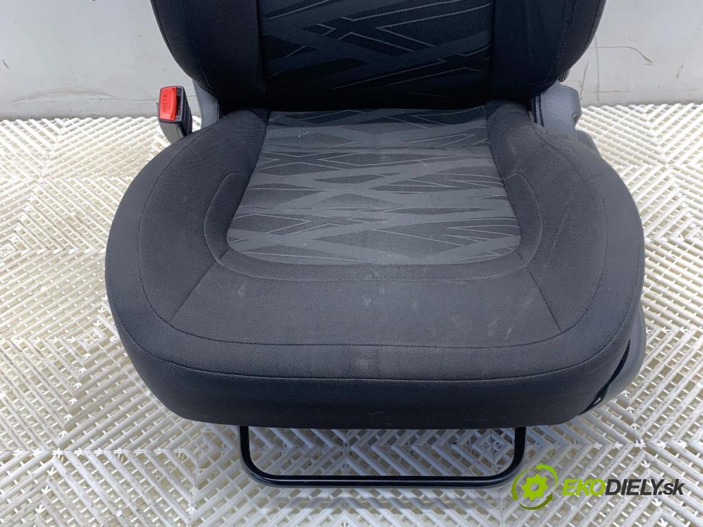 KIA CEED Kombi 2018 66 kW 1.4 CRDi 90 1396 Sedadlo ľavy predný