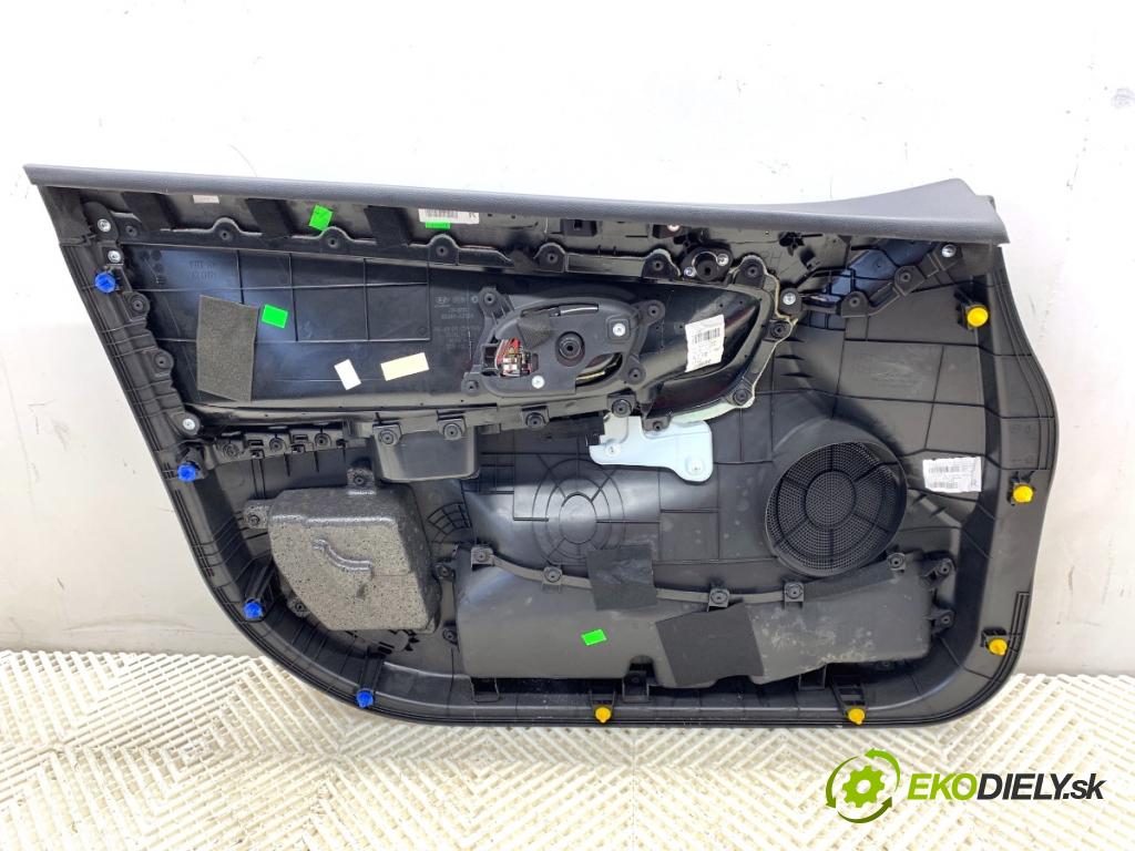 KIA CEED Kombi 2018 66 kW 1.4 CRDi 90 1396 čalúnenie Dvere pravy predný 82360-A2000