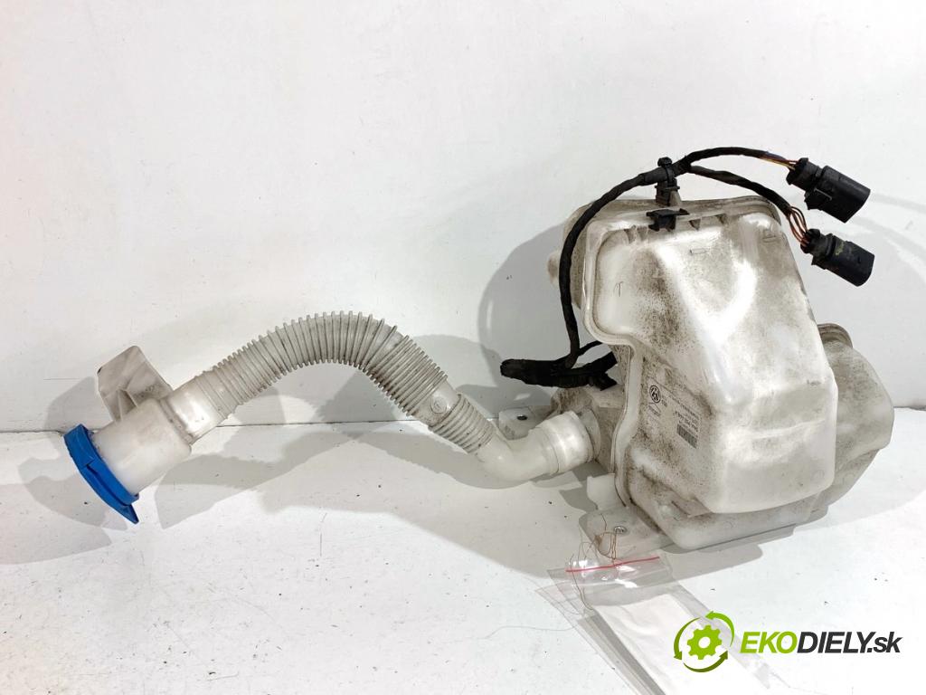 SKODA KODIAQ SUV 2019 110 kW 1.5 TSI 1495 nádržka ostřikovačů 5NA955448A