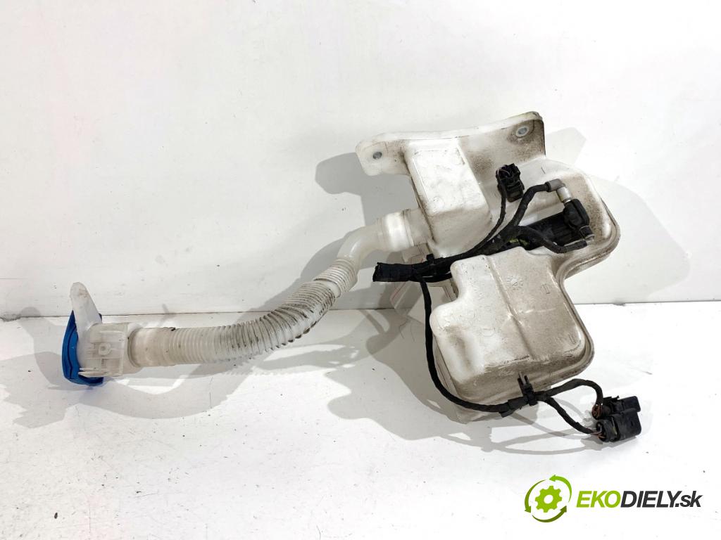 SKODA KODIAQ SUV 2019 110 kW 1.5 TSI 1495 nádržka ostřikovačů 5NA955448A