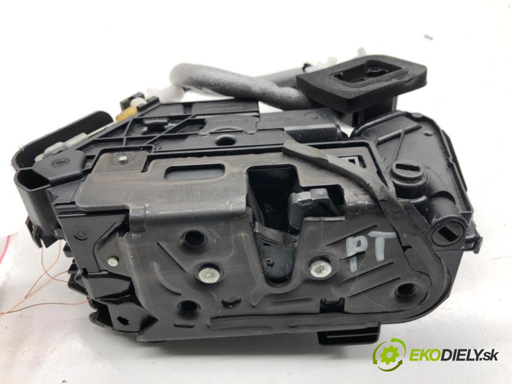 SKODA KODIAQ SUV 2019 110 kW 1.5 TSI 1495 zámok Dvere pravy zad 5TA839016E