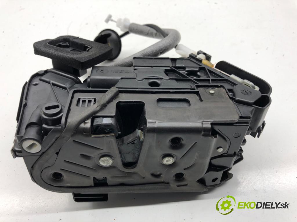 SKODA KODIAQ SUV 2019 110 kW 1.5 TSI 1495 zámok dveře levý zadní část 5TA839015E