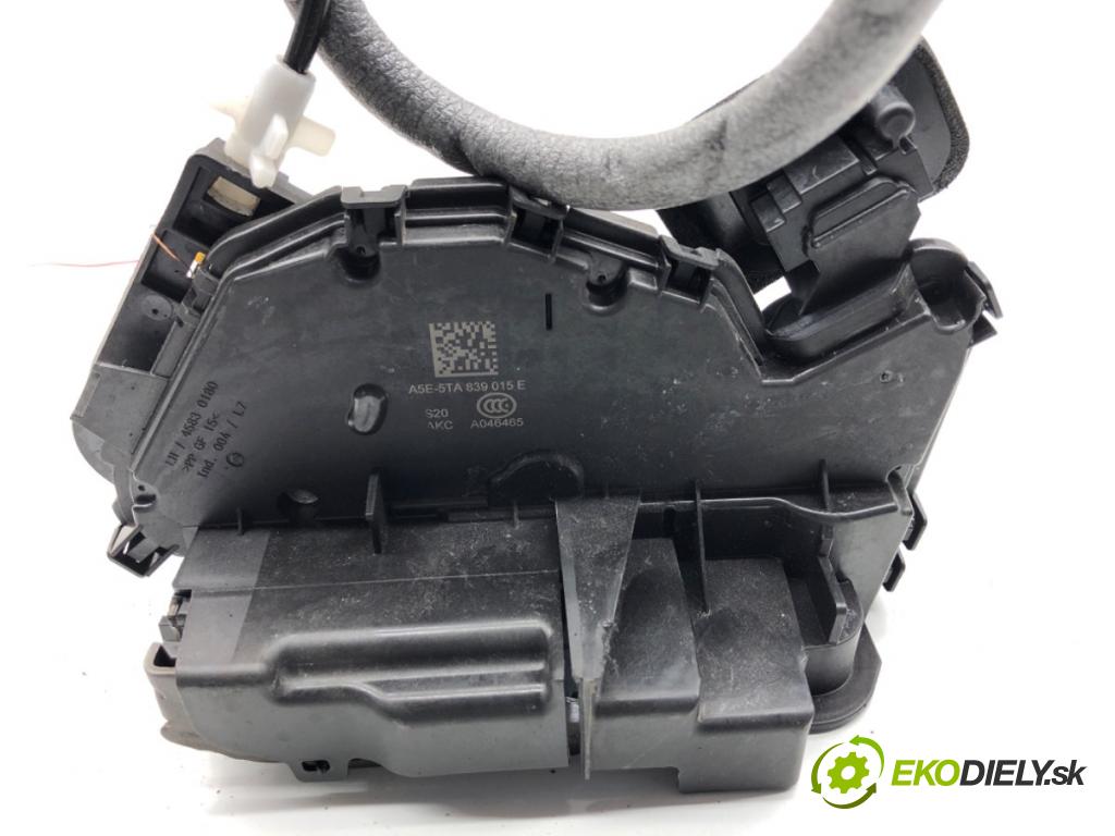 SKODA KODIAQ SUV 2019 110 kW 1.5 TSI 1495 zámok dveře levý zadní část 5TA839015E