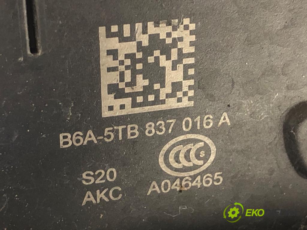 SKODA KODIAQ SUV 2019 110 kW 1.5 TSI 1495 zámok dveře pravý přední část 5TB837016A