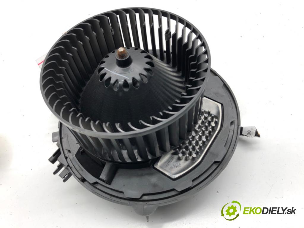 SKODA KODIAQ SUV 2019 110 kW 1.5 TSI 1495 topení 5WB819021