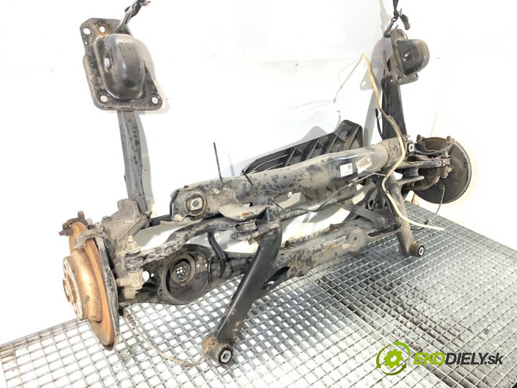 SKODA KODIAQ SUV 2019 110 kW 1.5 TSI 1495 Výstuha zad 5QF505235F