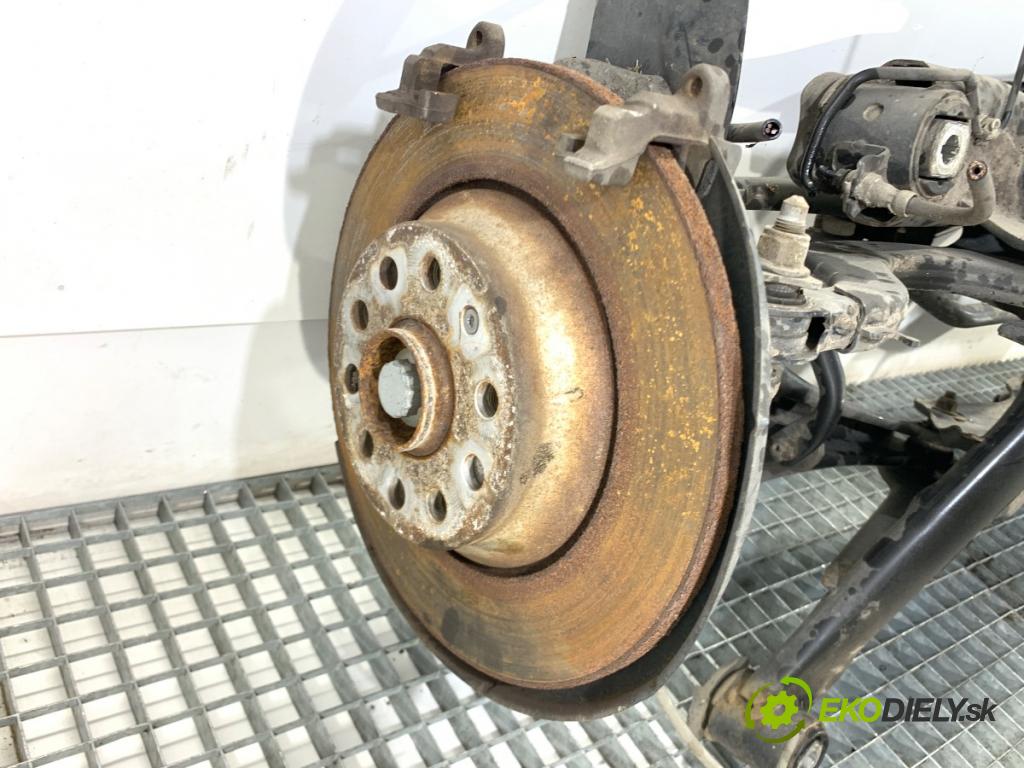 SKODA KODIAQ SUV 2019 110 kW 1.5 TSI 1495 Výstuha zad 5QF505235F