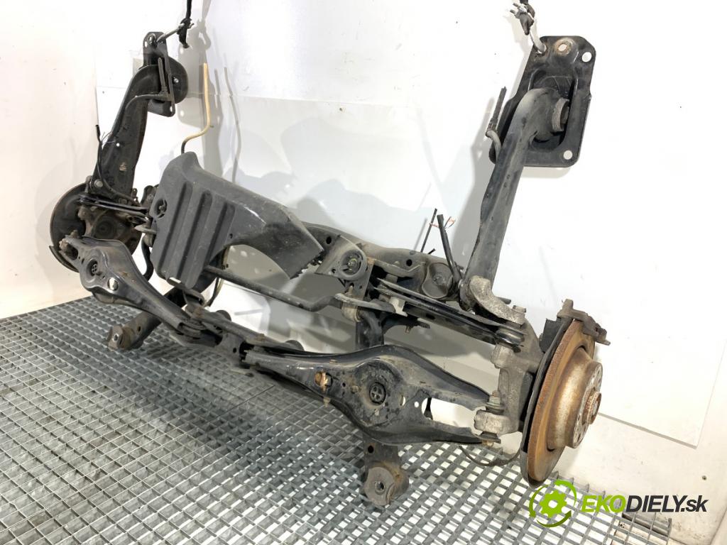 SKODA KODIAQ SUV 2019 110 kW 1.5 TSI 1495 Výstuha zad 5QF505235F