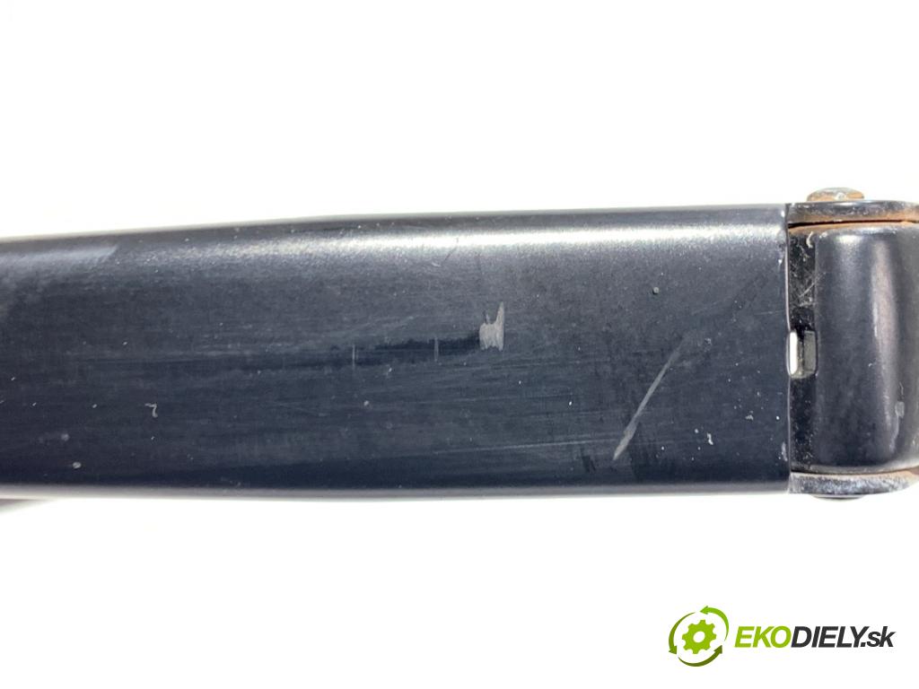 SKODA KODIAQ SUV 2019 110 kW 1.5 TSI 1495 ramená stěračů přední část 566955409 566955410