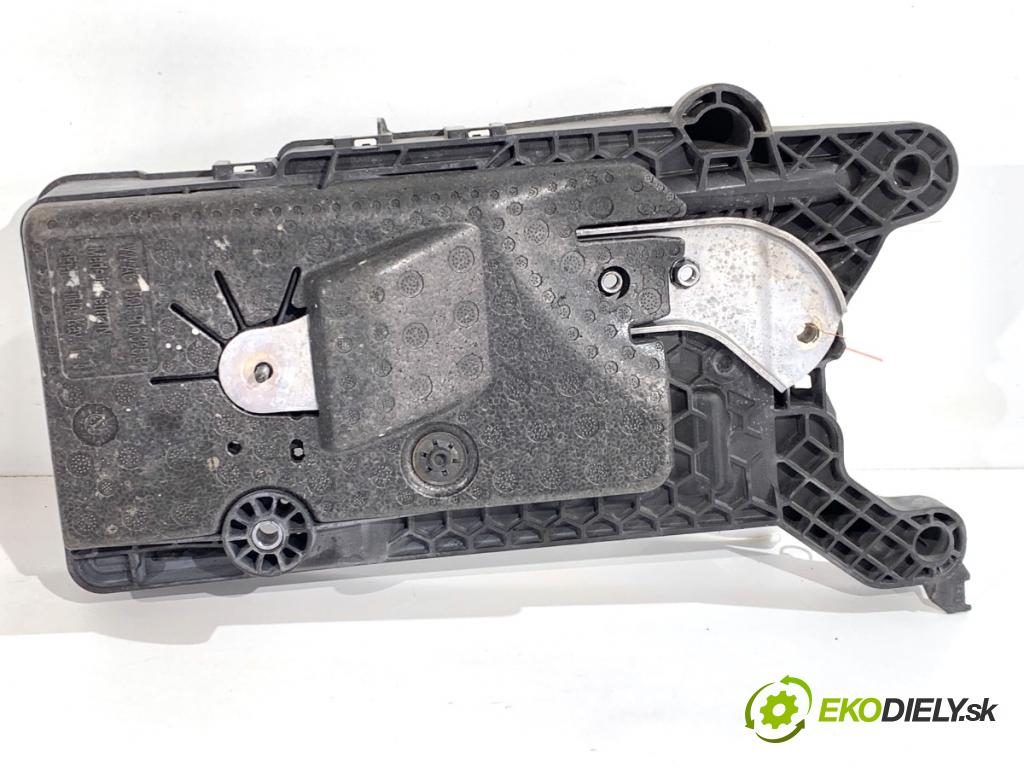 SKODA KODIAQ SUV 2019 110 kW 1.5 TSI 1495 Obal akumulátora 5QF915331C