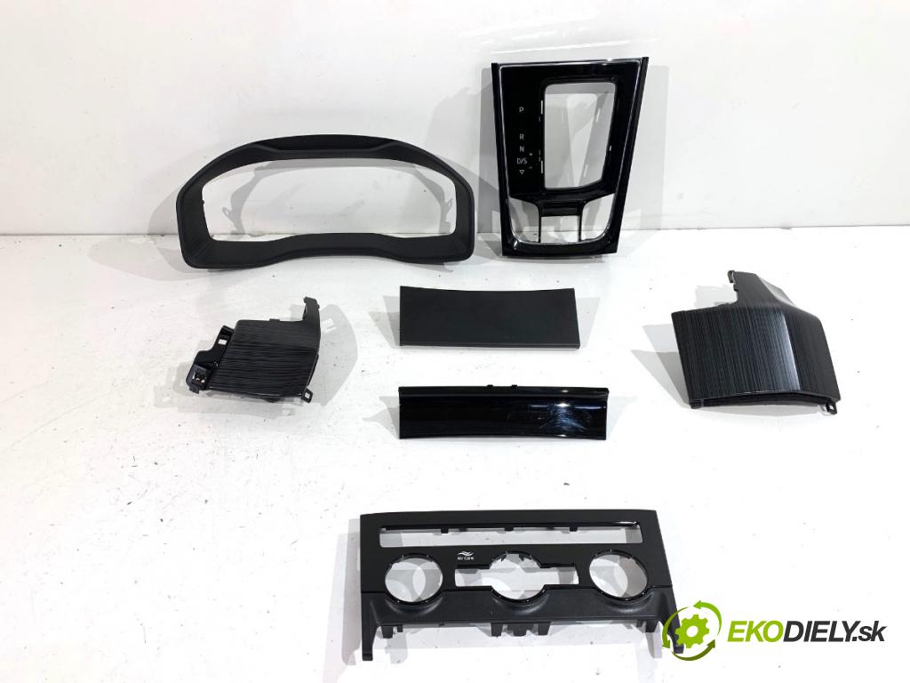 SKODA KODIAQ SUV 2019 110 kW 1.5 TSI 1495 lišty kryt 566713203A 566820075B (Lišta)