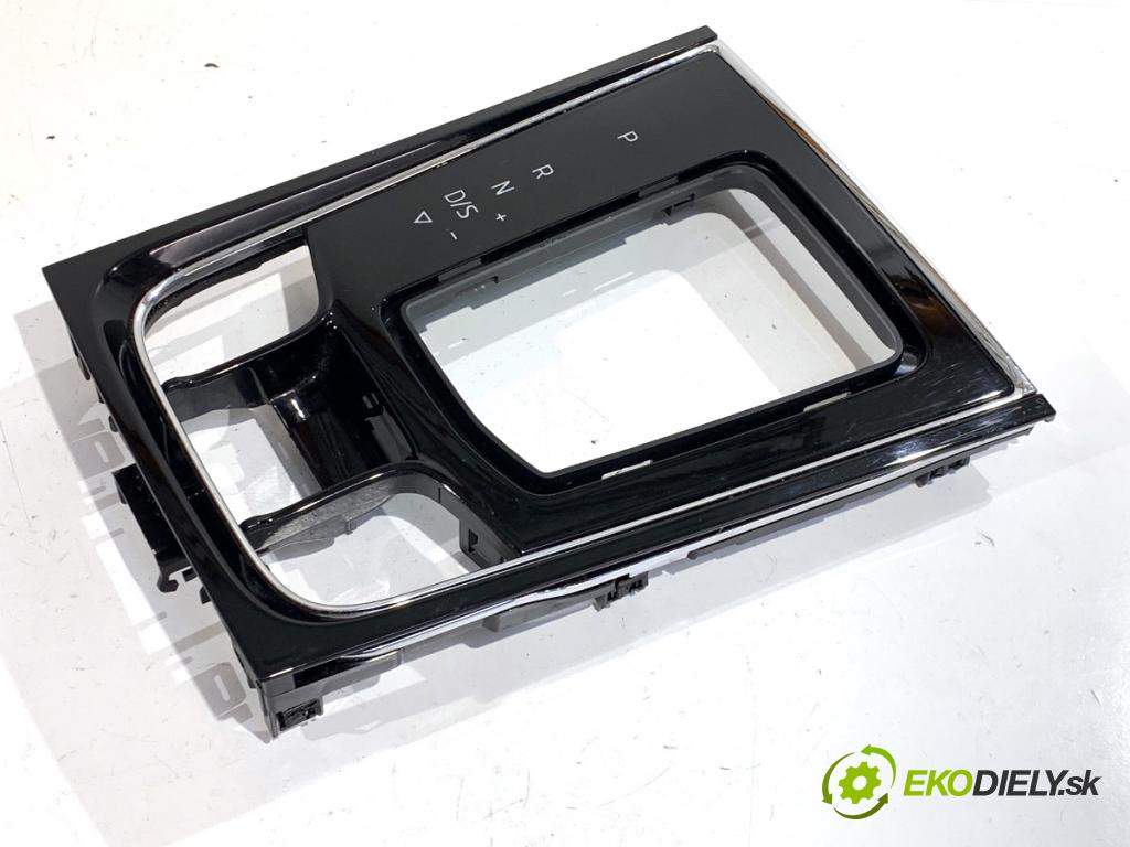 SKODA KODIAQ SUV 2019 110 kW 1.5 TSI 1495 lišty kryt 566713203A 566820075B (Lišta)