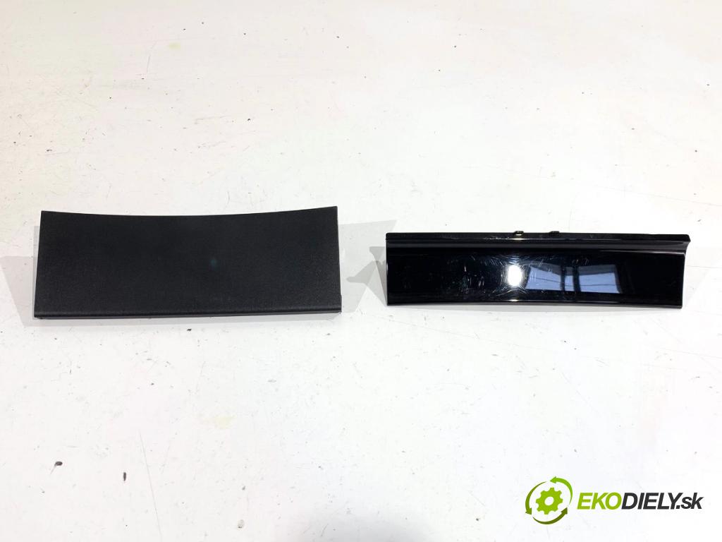 SKODA KODIAQ SUV 2019 110 kW 1.5 TSI 1495 lišty kryt 566713203A 566820075B (Lišta)