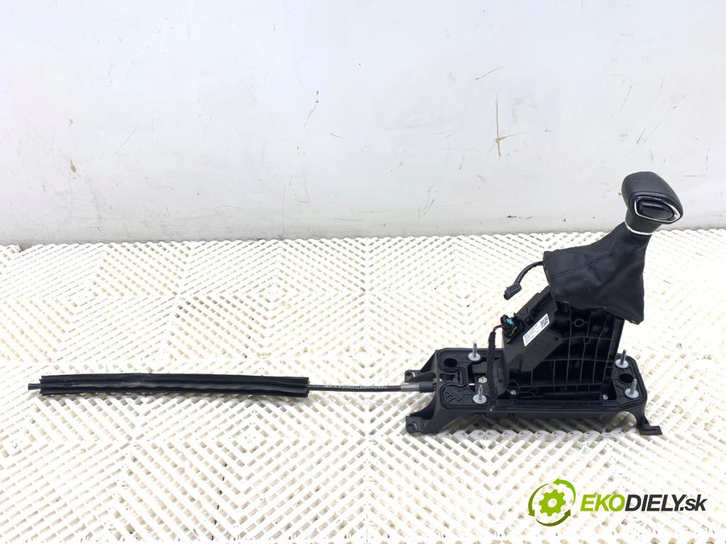 SKODA KODIAQ SUV 2019 110 kW 1.5 TSI 1495 kulisa 5QH713025AA (Řadicí páka (kulisa) )