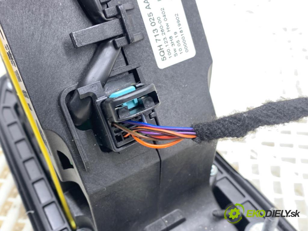 SKODA KODIAQ SUV 2019 110 kW 1.5 TSI 1495 Kulisa 5QH713025AA (Rýchlostná páka (kulisa))