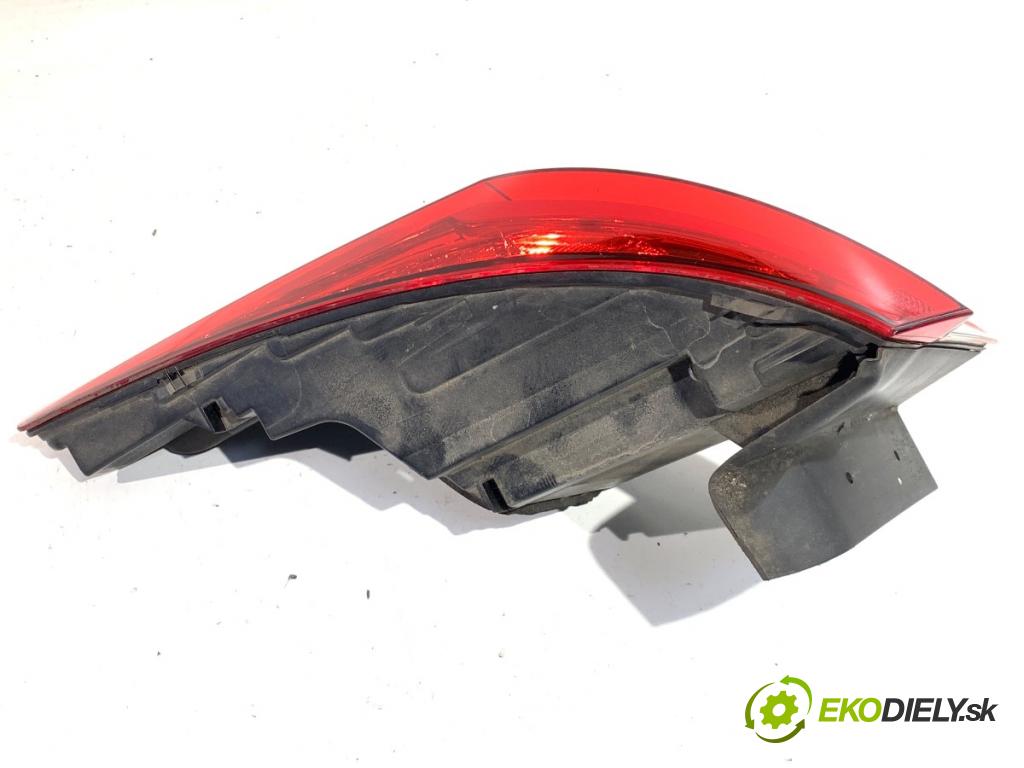 SKODA KODIAQ SUV 2019 110 kW 1.5 TSI 1495 světlo pravý zadní část 565945208A