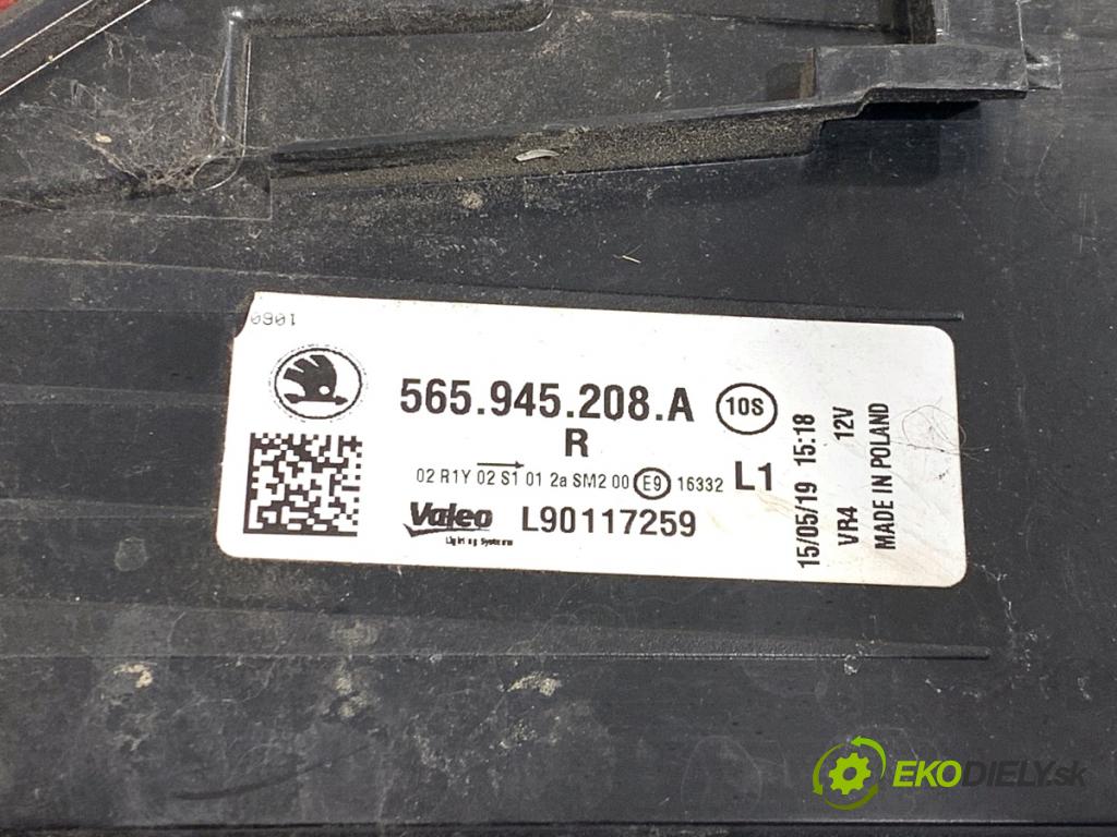 SKODA KODIAQ SUV 2019 110 kW 1.5 TSI 1495 světlo pravý zadní část 565945208A