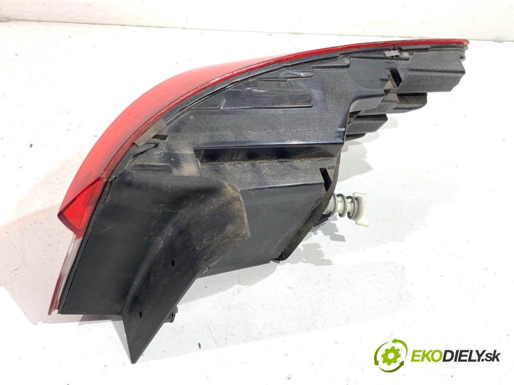 SKODA KODIAQ SUV 2019 110 kW 1.5 TSI 1495 Svetlo ľavy zad 565945207A
