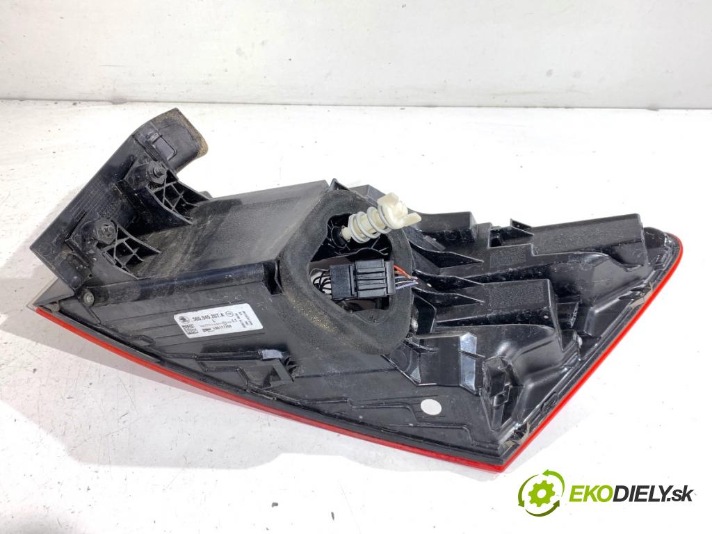 SKODA KODIAQ SUV 2019 110 kW 1.5 TSI 1495 Svetlo ľavy zad 565945207A