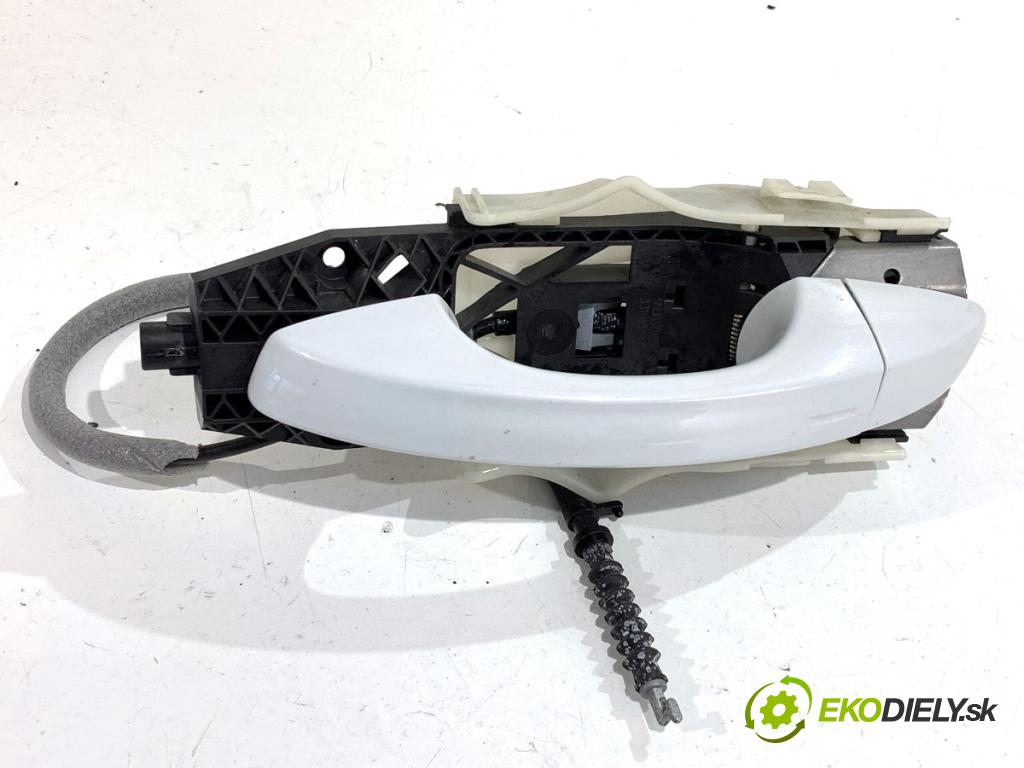 SKODA KODIAQ SUV 2019 110 kW 1.5 TSI 1495 Kľučka vonkajšia ľavy predný 5N0837885H