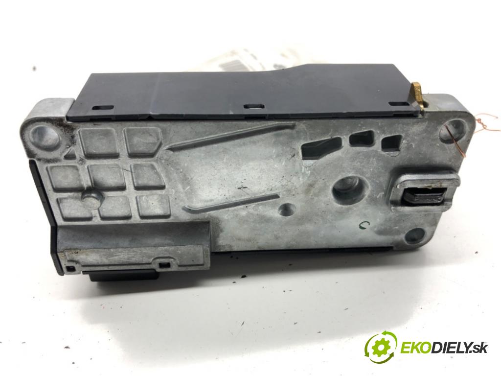 SKODA KODIAQ SUV 2019 110 kW 1.5 TSI 1495 blokáda volantu 3Q0905861B (Řízení ostatní)