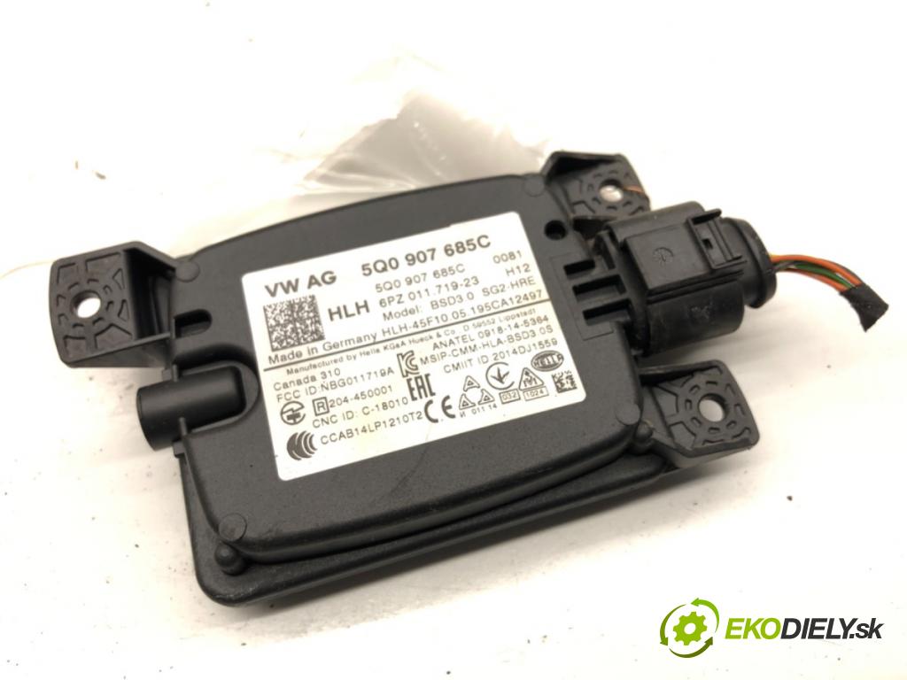 SKODA KODIAQ SUV 2019 110 kW 1.5 TSI 1495 ASISTENT: PASA rýchlosti RADAR: 5Q0907685C