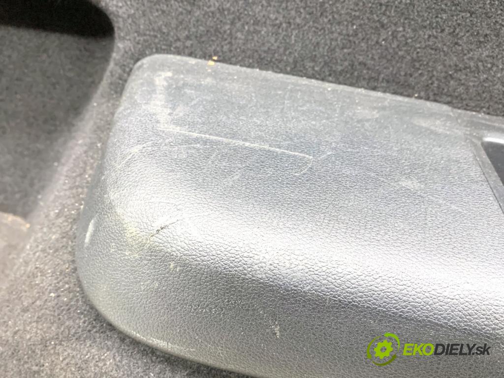 SKODA KODIAQ SUV 2019 110 kW 1.5 TSI 1495 čalúnenie kufra ľavy 565867427P