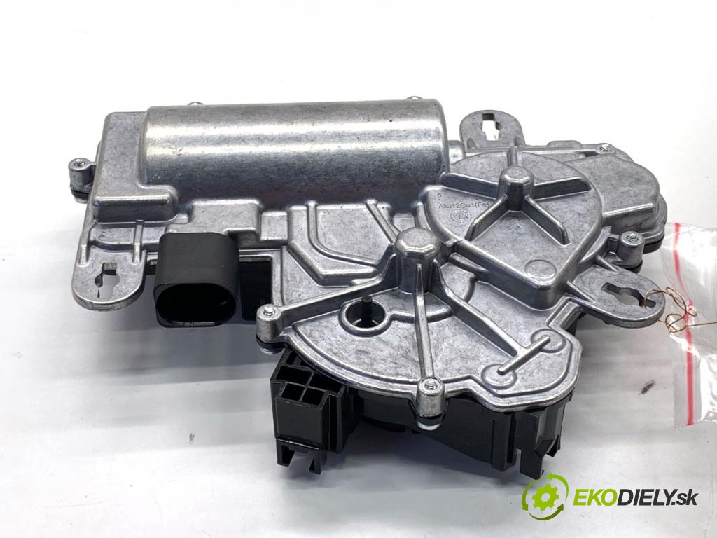 SKODA KODIAQ SUV 2019 110 kW 1.5 TSI 1495 VLAK: dveří zadní část 5TA827887C