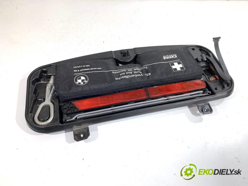 BMW E60 sedan 2004 170 kW 530 i 2979 souprava náradí 6761420