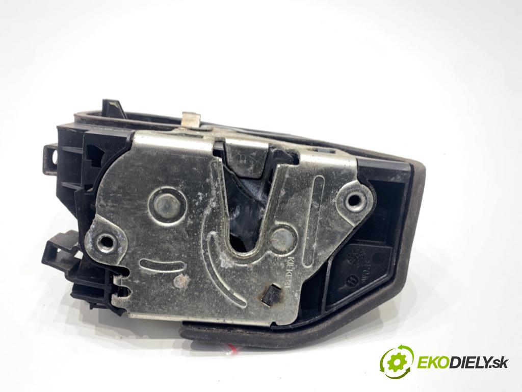 BMW E60 sedan 2004 170 kW 530 i 2979 zámok Dvere pravy predný 7154628