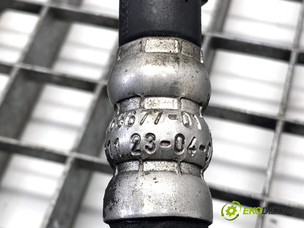 BMW E60 sedan 2004 170 kW 530 i 2979 hadice servočerpadlo 6765677 (Trubka servo čerpadla)