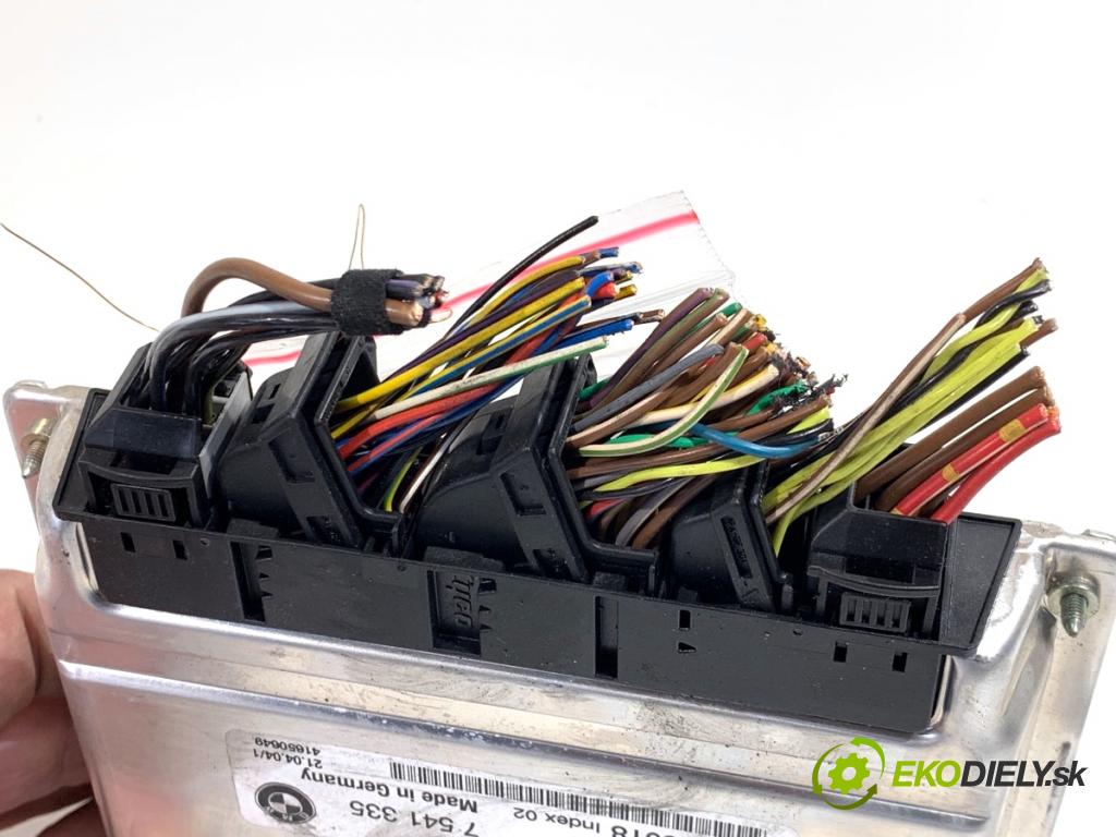 BMW E60 sedan 2004 170 kW 530 i 2979 riadiaca jednotka Motor 7541335 (Riadiaca jednotka)