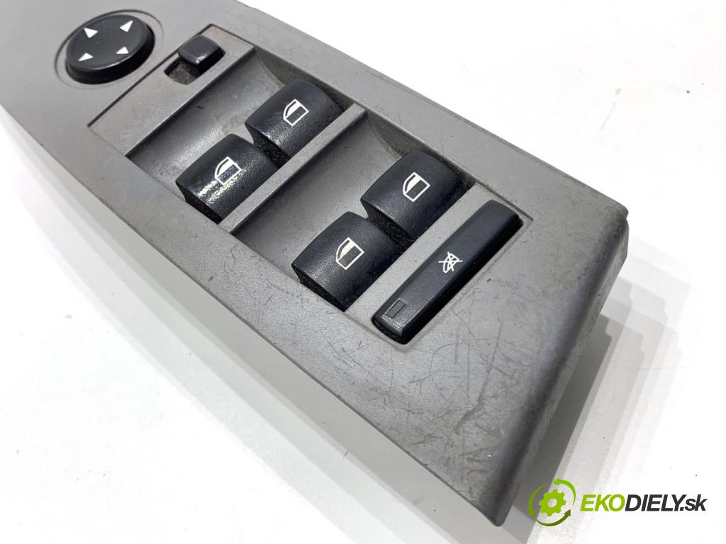 BMW E60 sedan 2004 170 kW 530 i 2979 Prepínač okien 6943243 (Prepínacie páčky pod volantom)