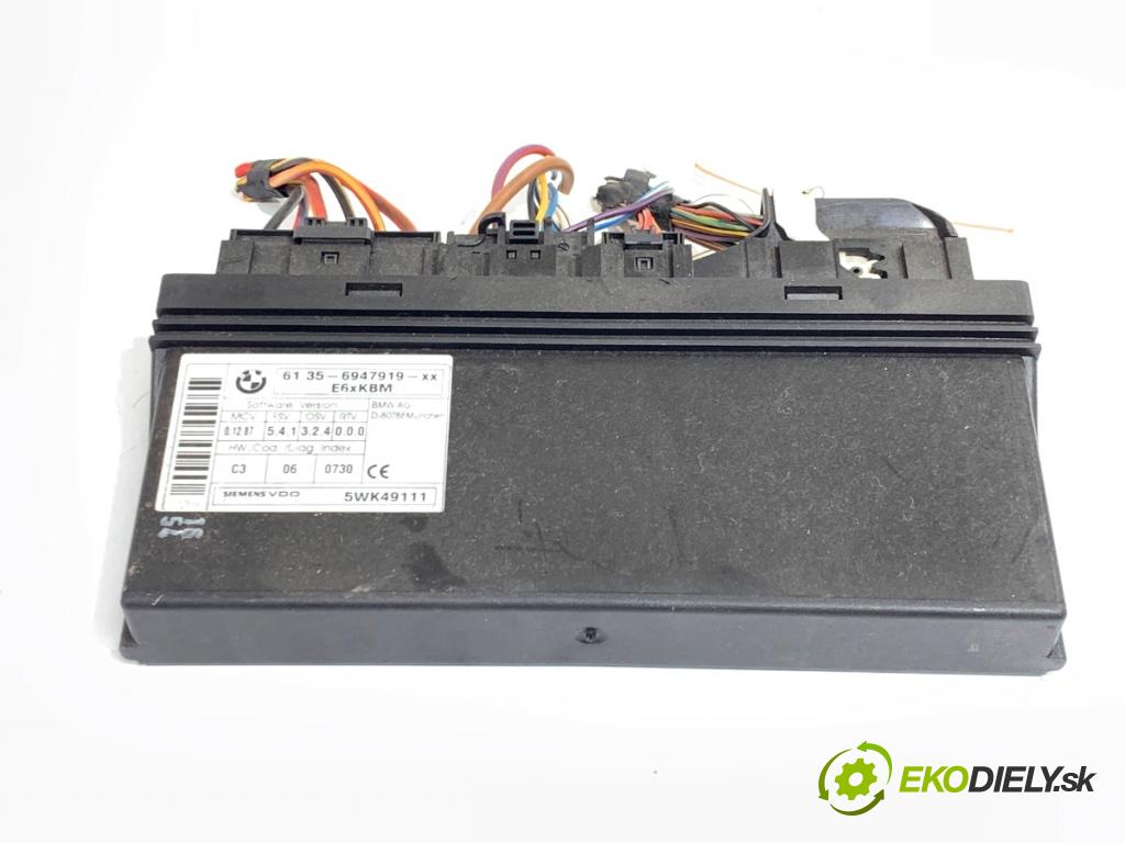 BMW E60 sedan 2004 170 kW 530 i 2979 modul komfortu 6947919 (Komfortní modul)
