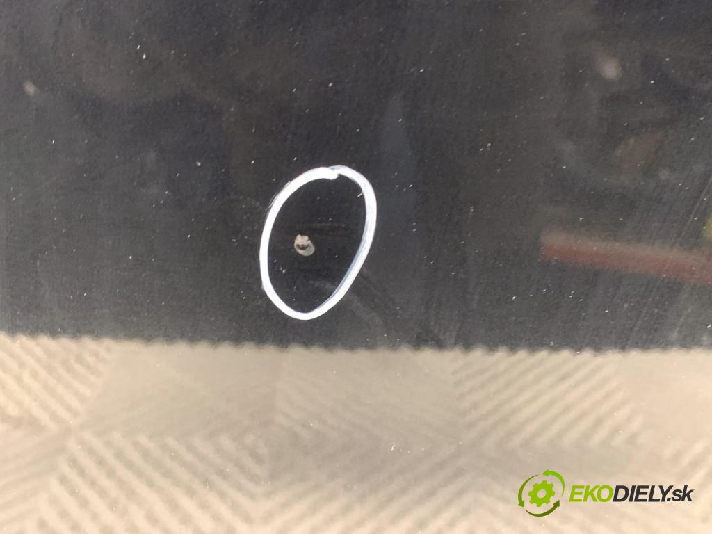 BMW E60 sedan 2004 170 kW 530 i 2979 kapota  (Kapota)