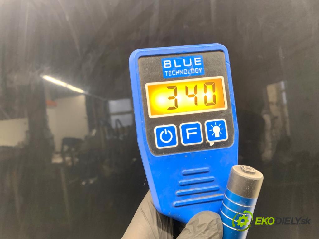 BMW E60 sedan 2004 170 kW 530 i 2979 kapota  (Kapota)