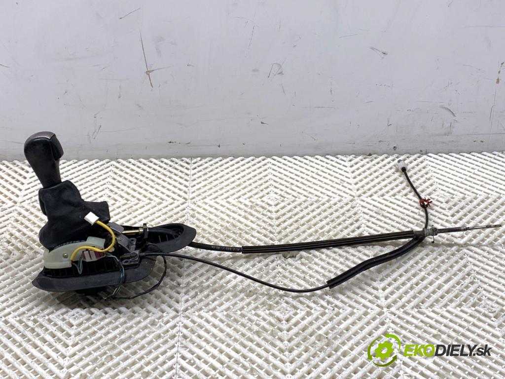 BMW E60 sedan 2004 170 kW 530 i 2979 kulisa  (Řadicí páka (kulisa) )