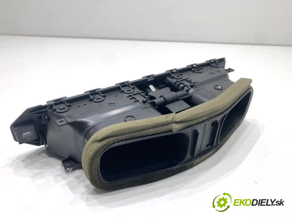 BMW E60 sedan 2004 170 kW 530 i 2979 mří topení přední část 6910734