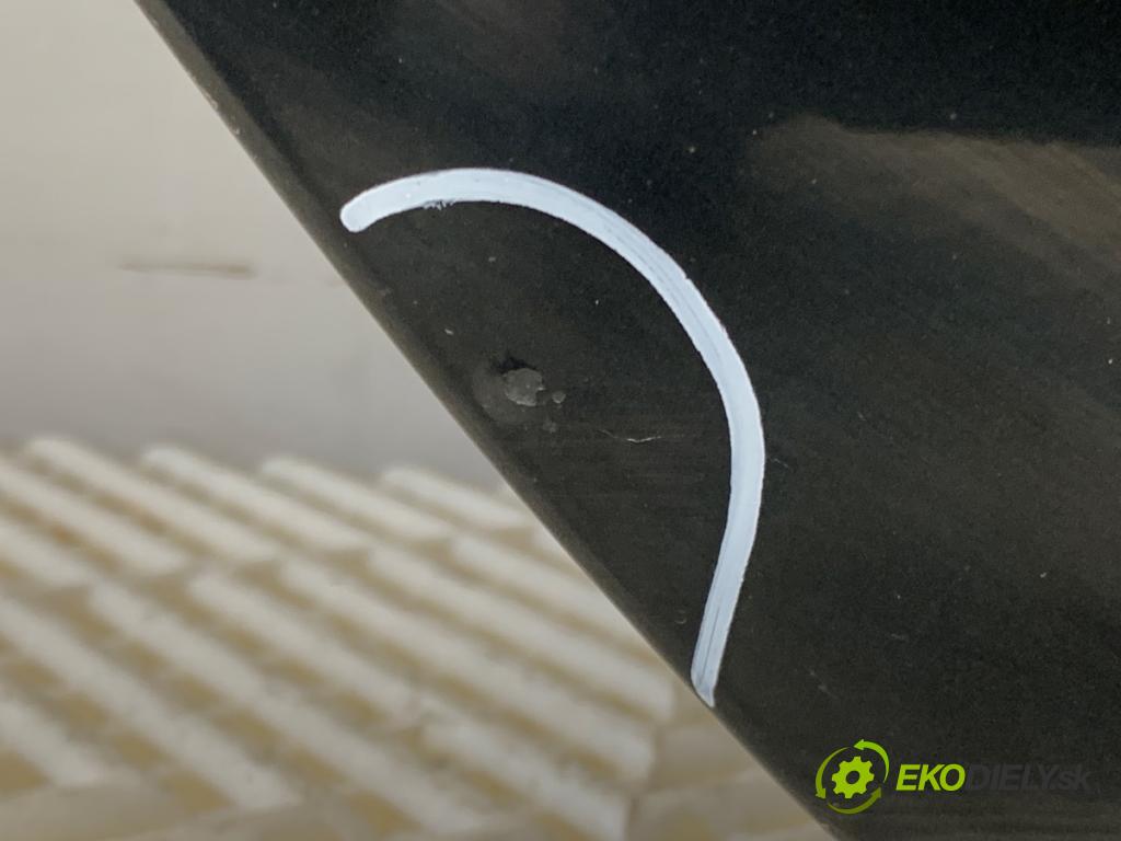 BMW E60 sedan 2004 170 kW 530 i 2979 dveře pravý zadní část