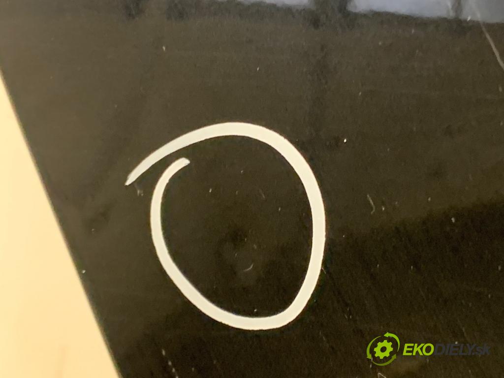 BMW E60 sedan 2004 170 kW 530 i 2979 dveře pravý zadní část