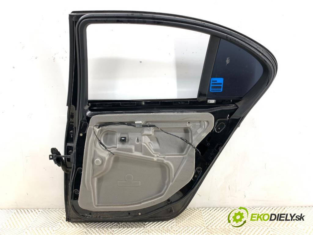 BMW E60 sedan 2004 170 kW 530 i 2979 dveře pravý zadní část