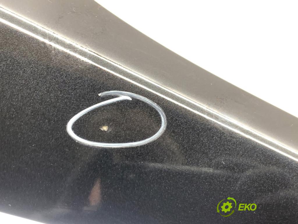 BMW E60 sedan 2004 170 kW 530 i 2979 Blatník pravy predný