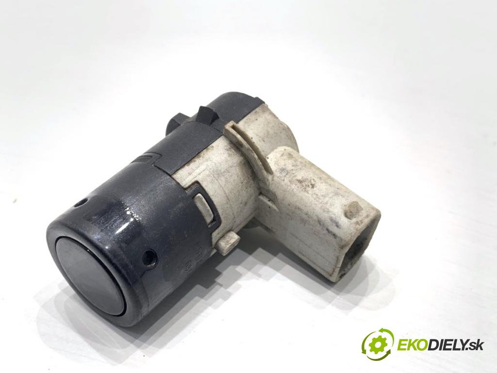 BMW E60 sedan 2004 170 kW 530 i 2979 snímač PDC 6940484