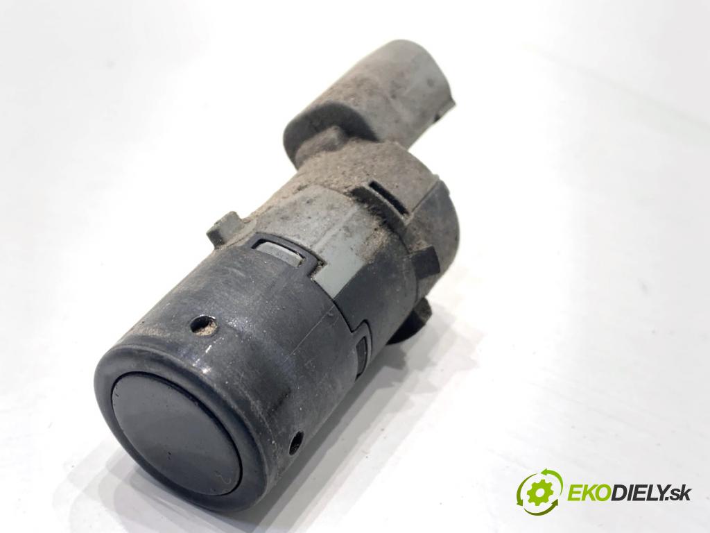 BMW E60 sedan 2004 170 kW 530 i 2979 snímač PDC 6940485