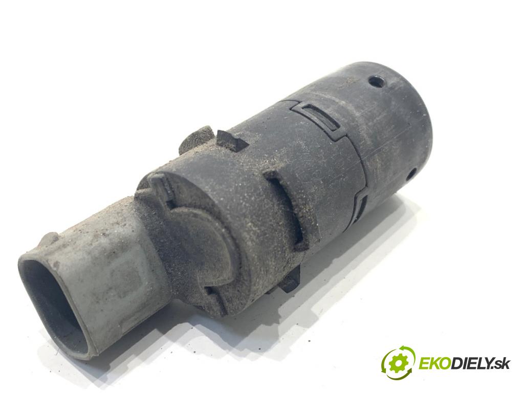 BMW E60 sedan 2004 170 kW 530 i 2979 snímač PDC 6940485